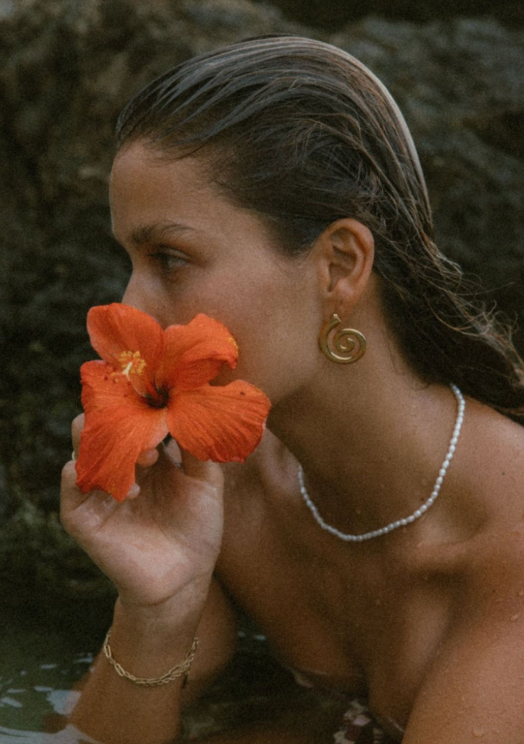 How to Romanticize Your Next Vacation (Eletros Style)